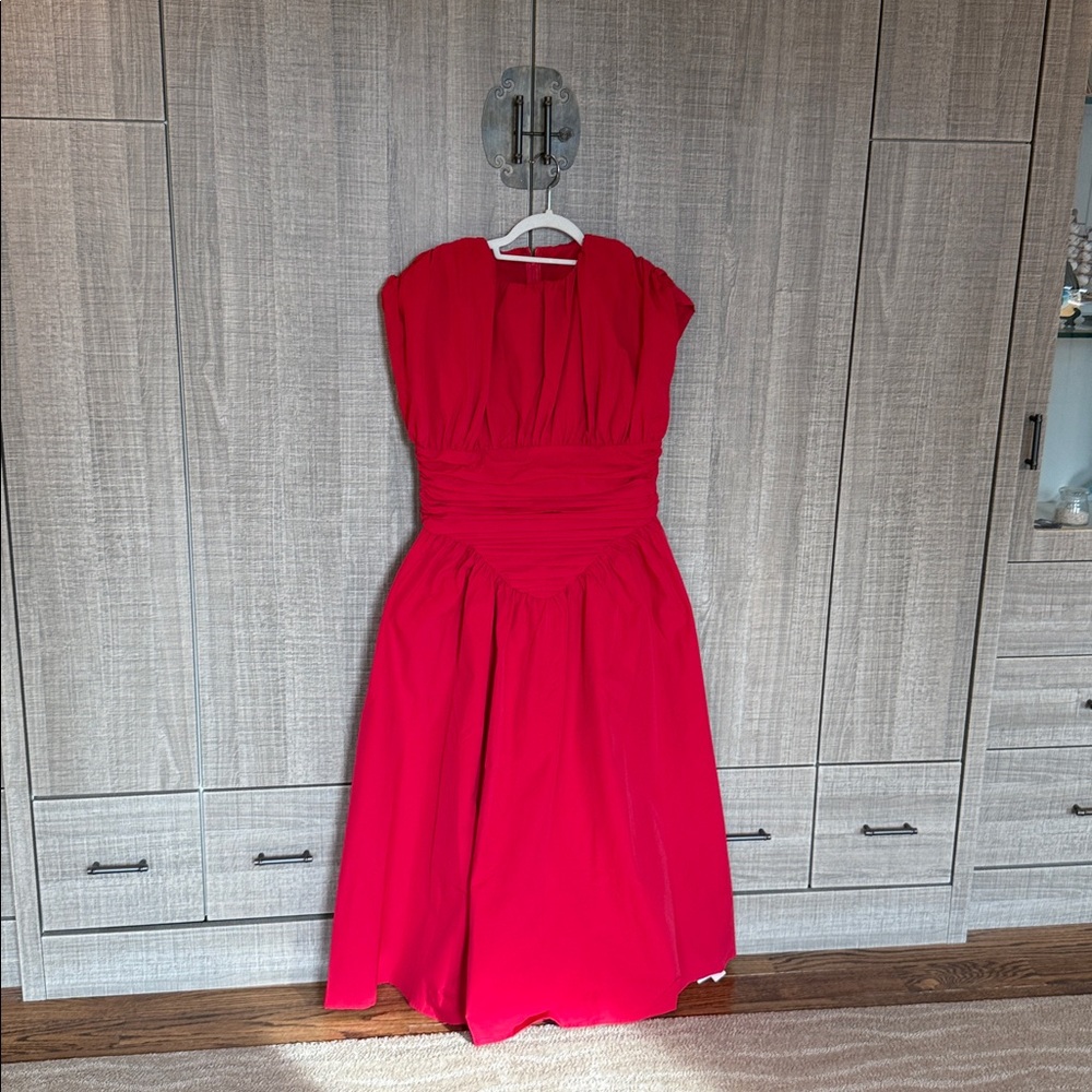 Micas‎ Solid Ruched Maxi Dress - Picture 9 of 17